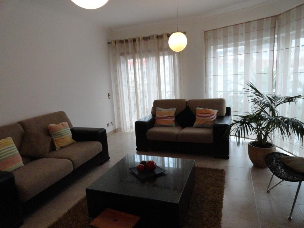 Apartamento Praia Sao Martinho Do Porto Bagian luar foto