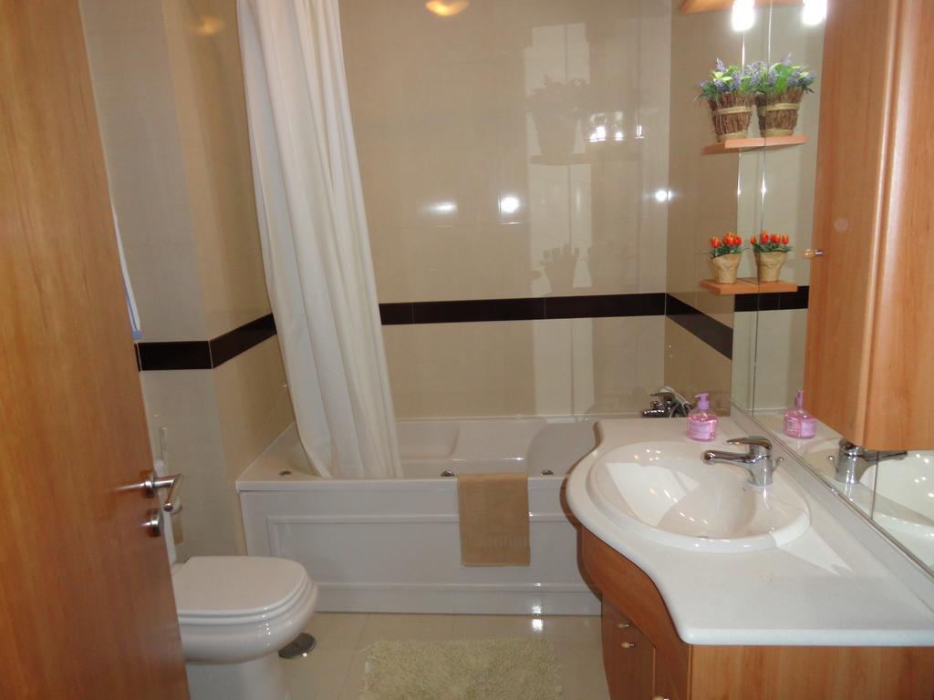 Apartamento Praia Sao Martinho Do Porto Bagian luar foto