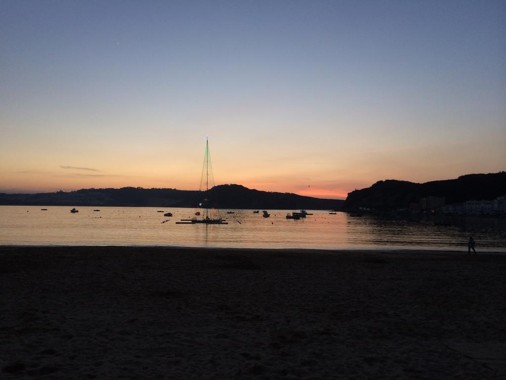 Apartamento Praia Sao Martinho Do Porto Bagian luar foto